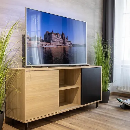 Kiraly21 Downtown By Andrassy Street Budapeszt